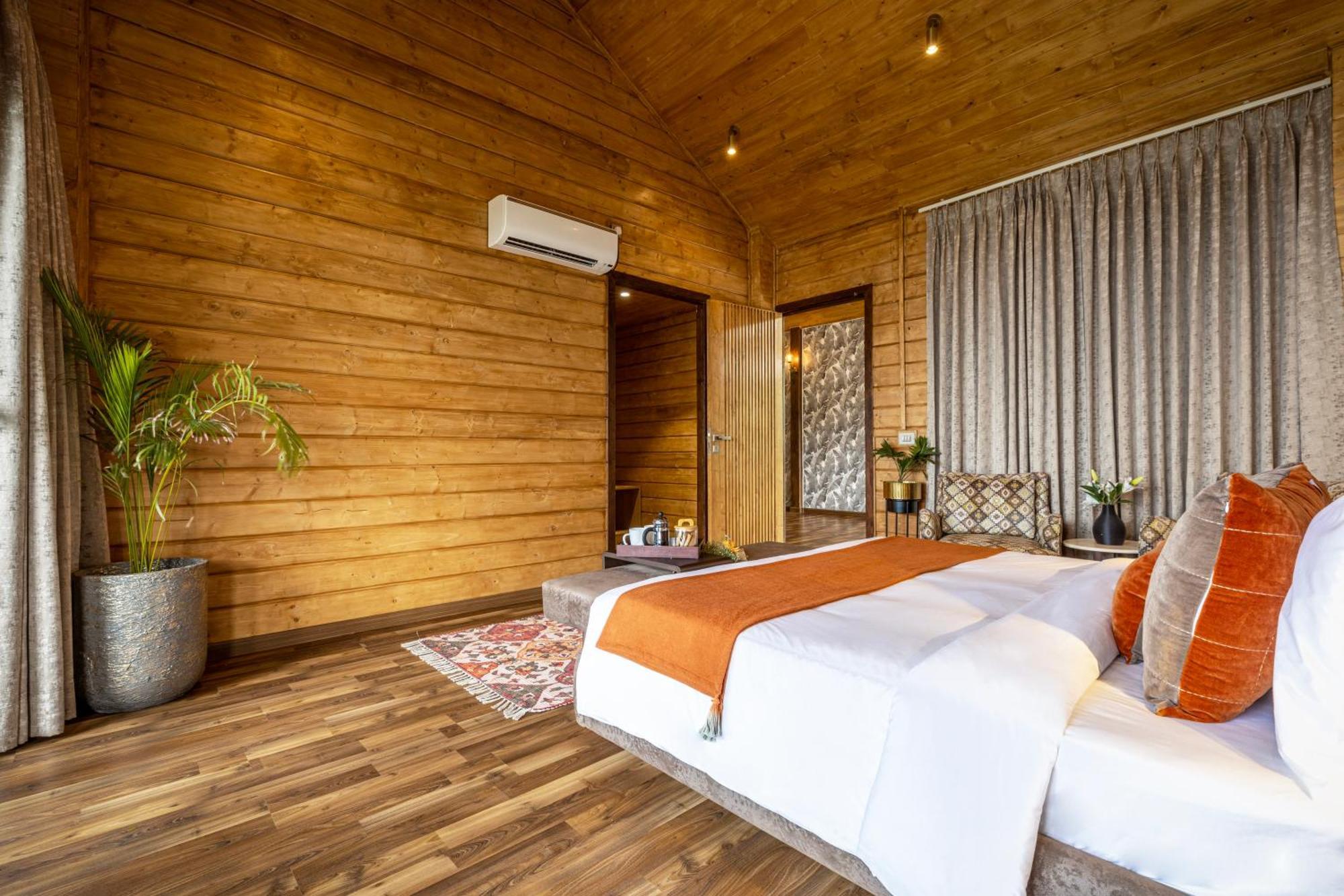 Ama Stays & Trails Kashi House, Rišikéš Exteriér fotografie